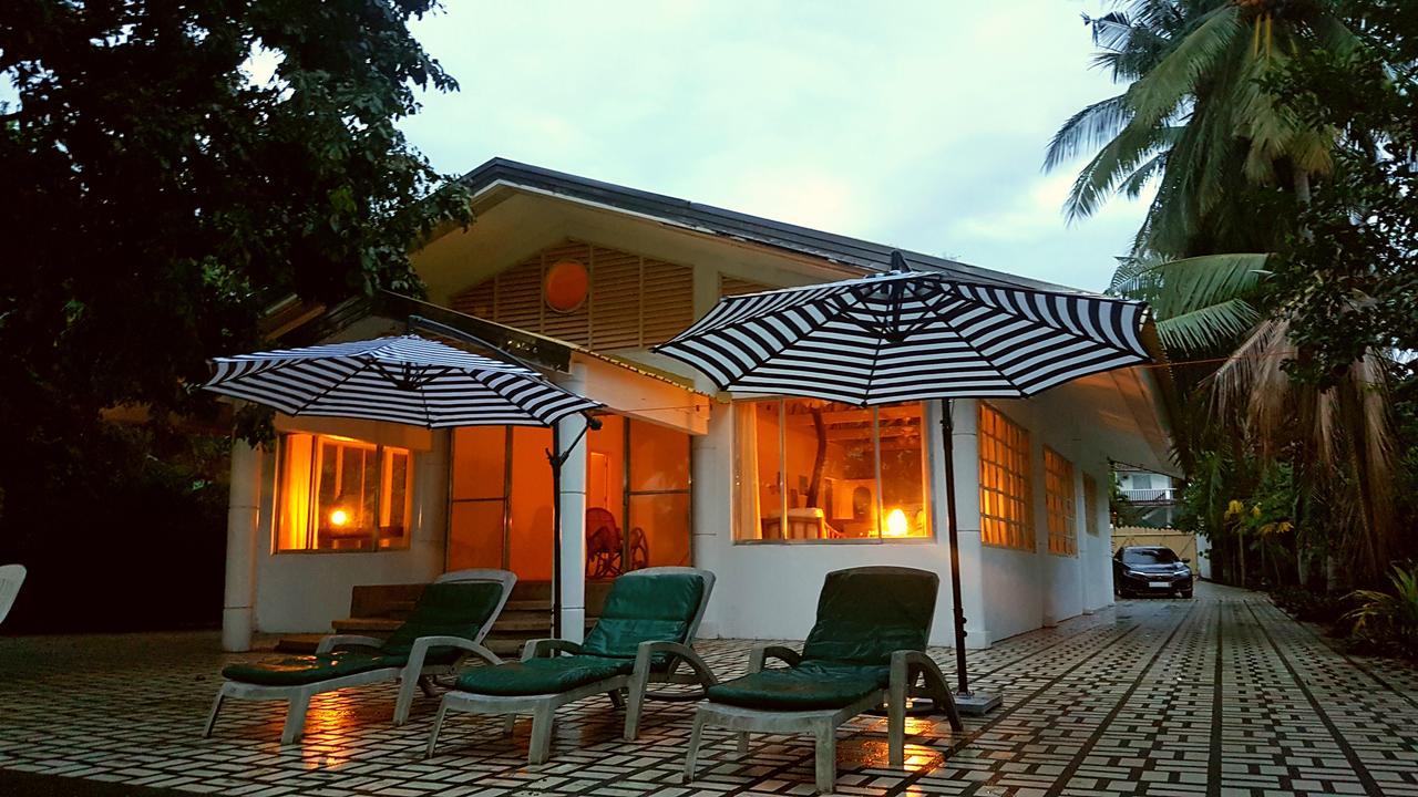 White House, Batangas Villa Lian Exterior foto